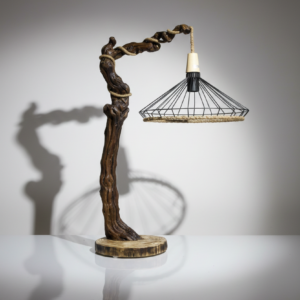 Skulpturalna lampa s lanenim sjenilom - WOODA