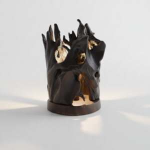 Unikatna Stolna Lampa "Ember & Oak" – Ručni Rad od Drveta