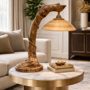Skulpturalna Stolna Lampa od Masline – "Lumina Natura"